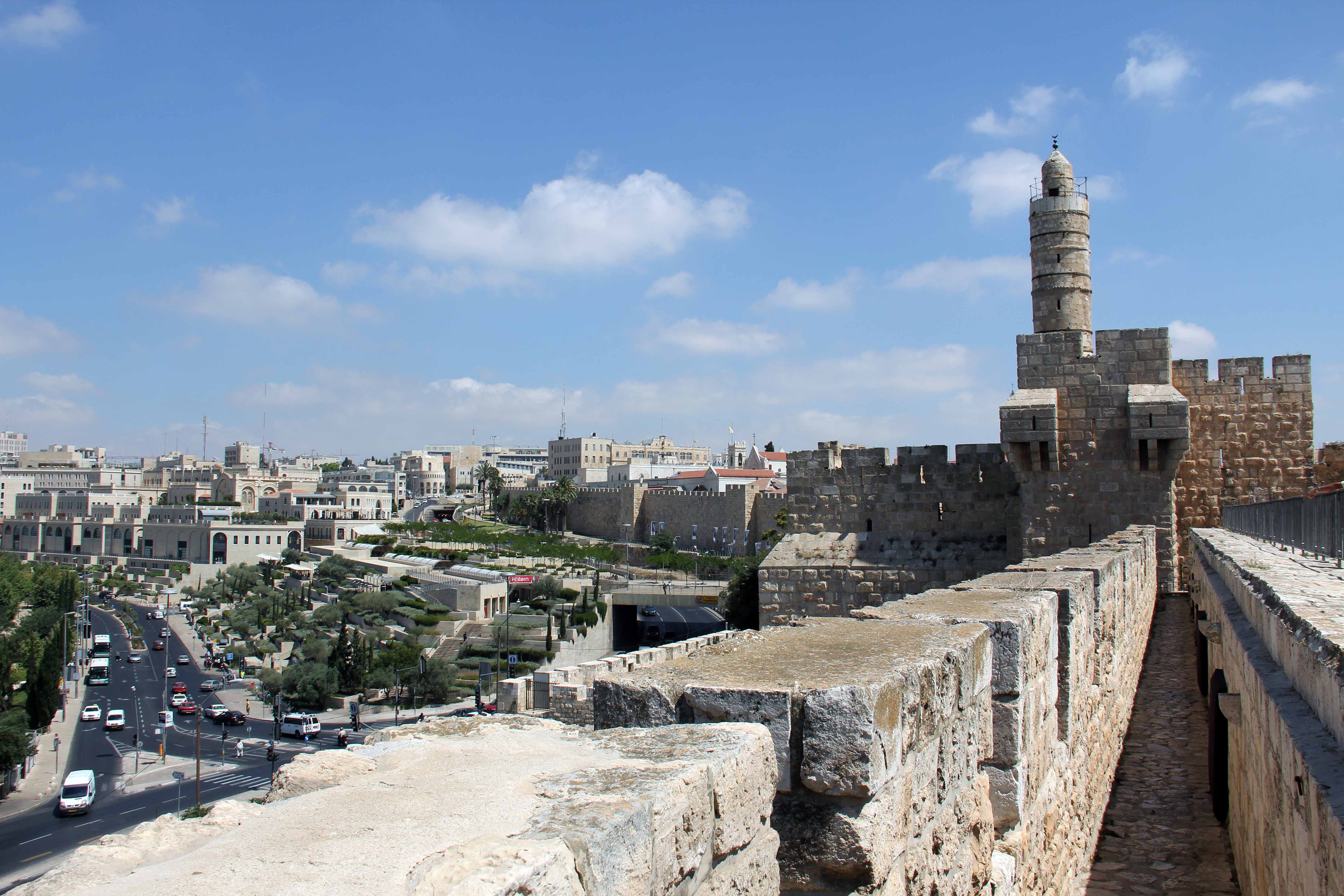 Ramparts Walk Citadel 18